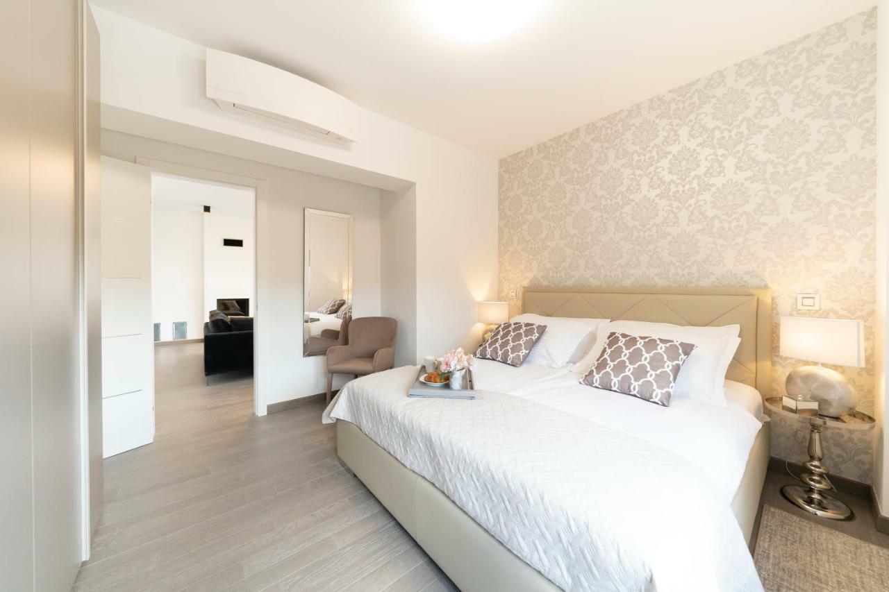Unique Luxury Designers Apartment Zara Esterno foto