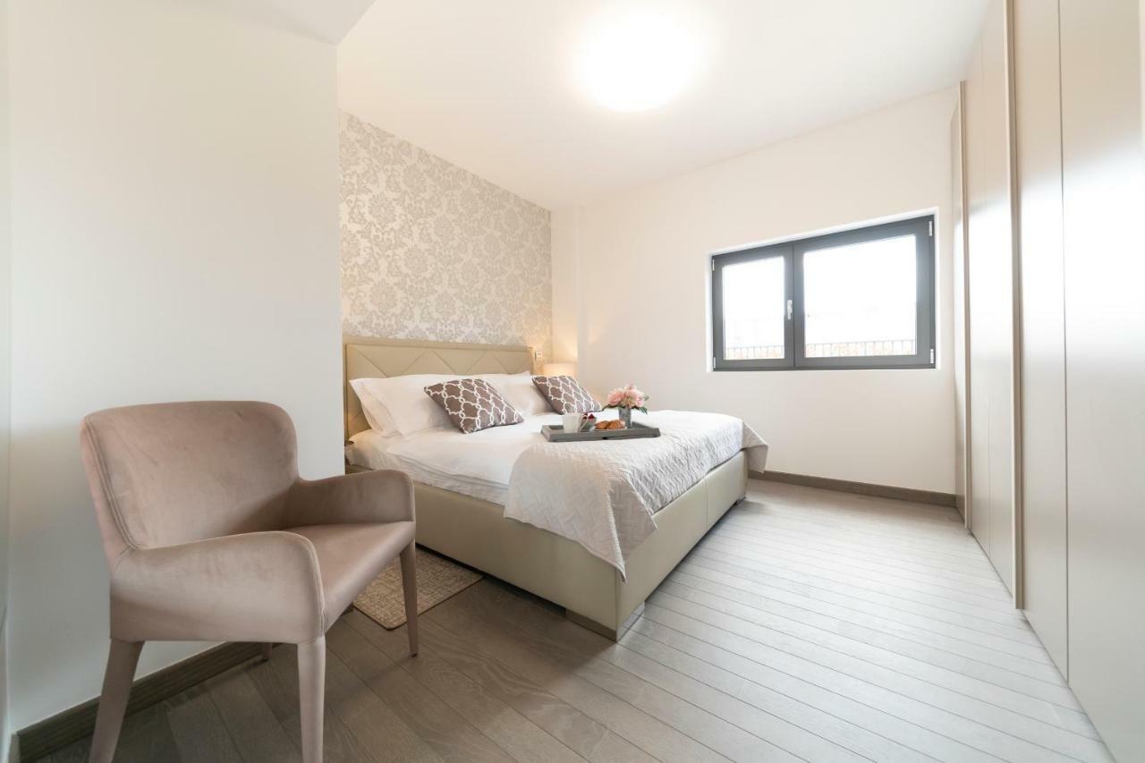 Unique Luxury Designers Apartment Zara Esterno foto