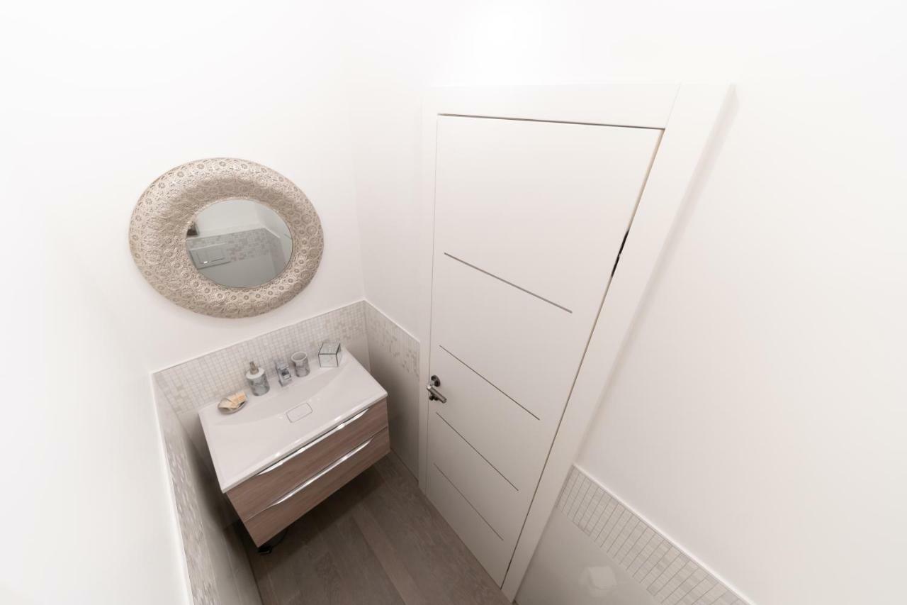 Unique Luxury Designers Apartment Zara Esterno foto